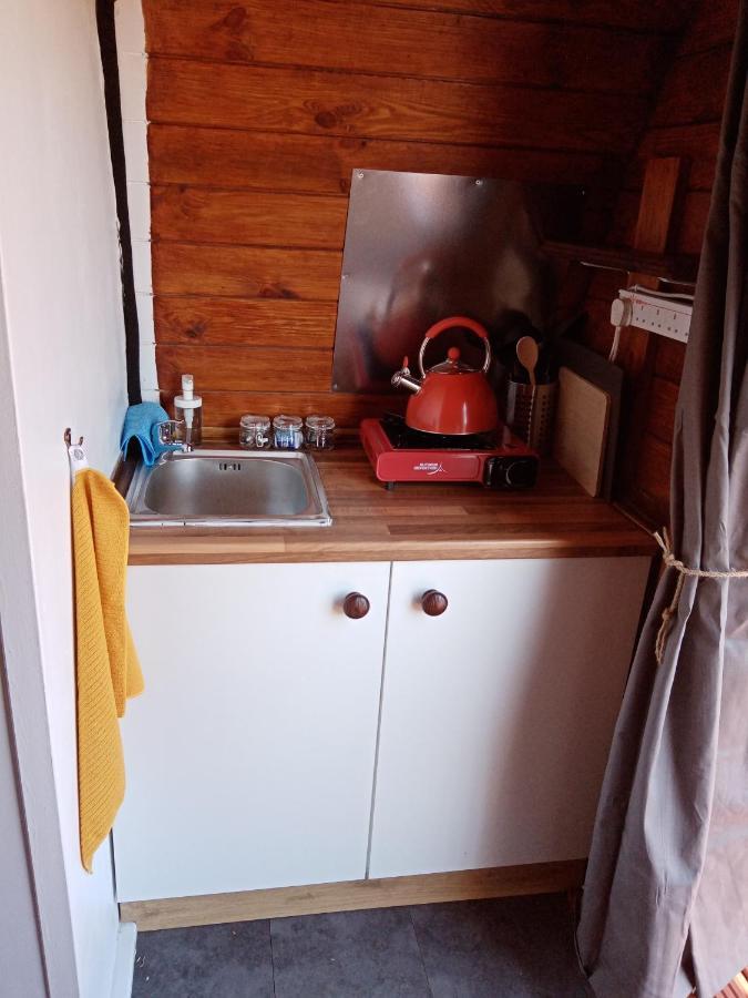 Wee Hoose Glaping Pod 2 Hotell Skail Exteriör bild